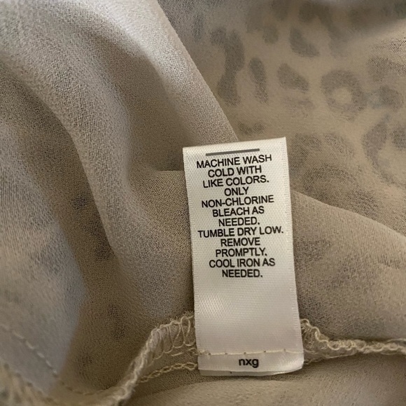 NWOT Cato Off The Shoulder Blouse - Picture 7 of 7